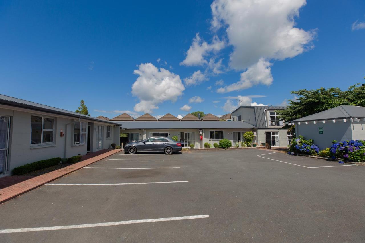 Lake Breeze Motel Tauposee Exterior foto