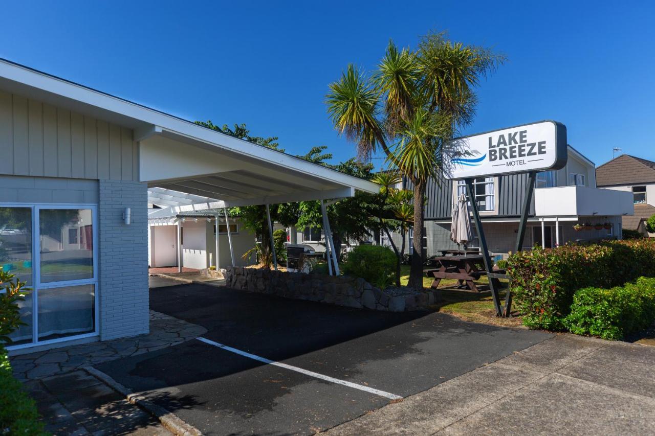 Lake Breeze Motel Tauposee Exterior foto