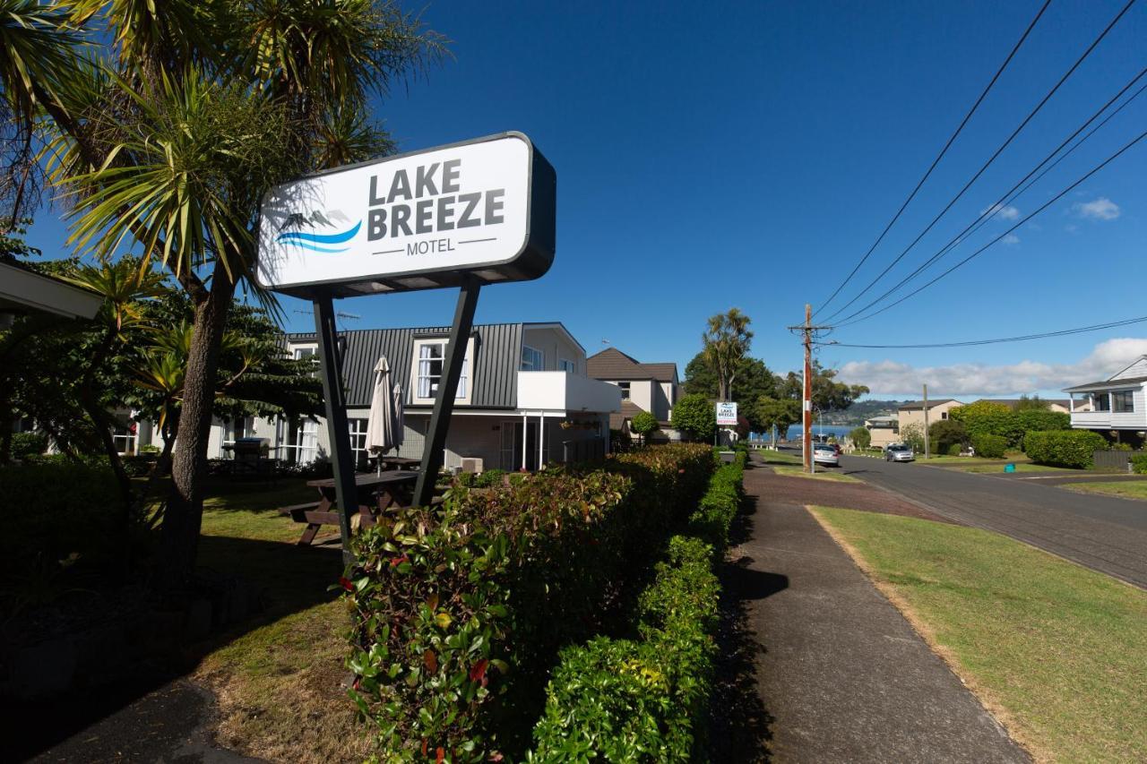 Lake Breeze Motel Tauposee Exterior foto