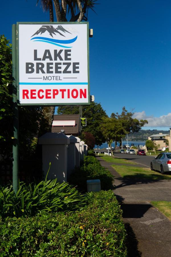 Lake Breeze Motel Tauposee Exterior foto