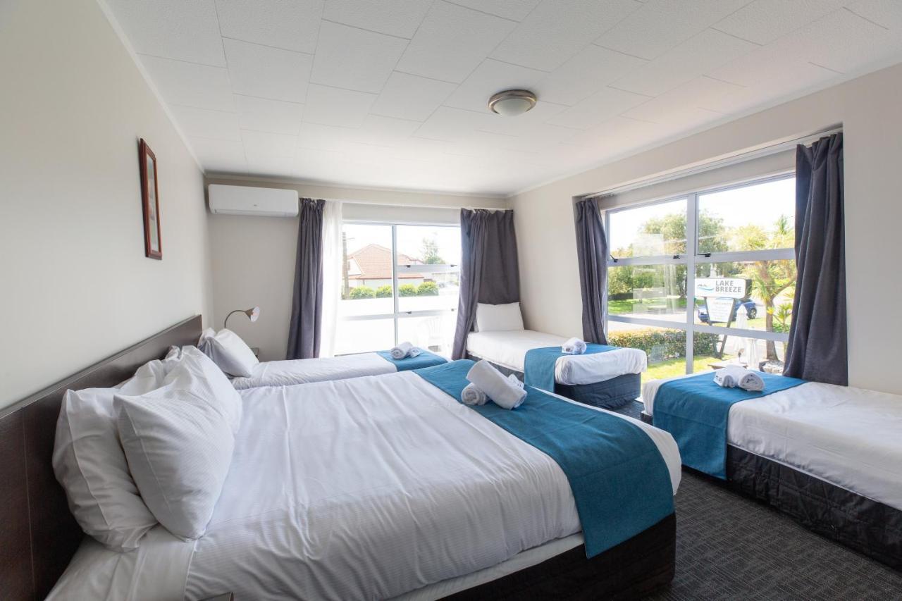 Lake Breeze Motel Tauposee Exterior foto
